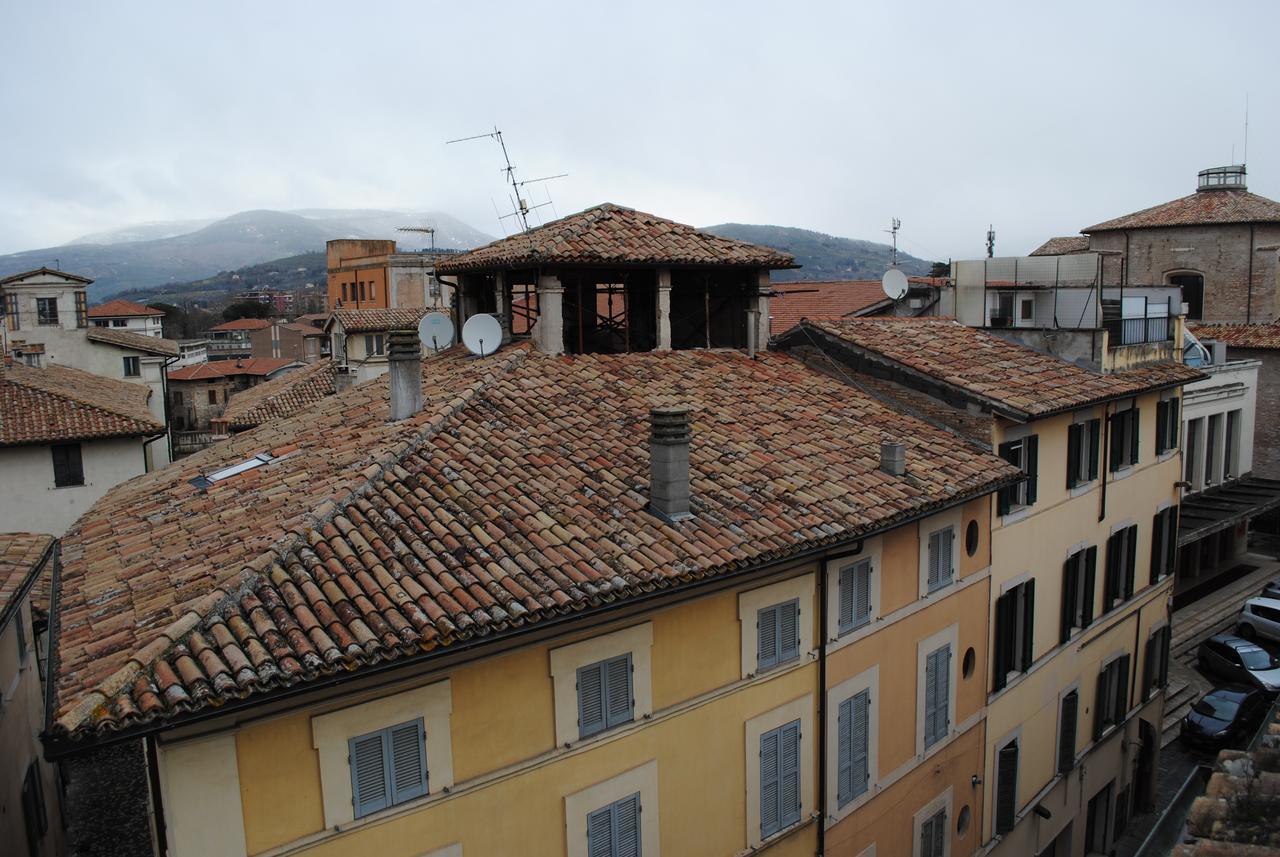 Hotel La Torretta Foligno Eksteriør bilde